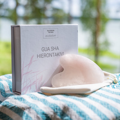 Gua Sha hierontakivi,  lievittää jännitystä ja vähentää turvotusta sekä tehostaa ihonhoitotuotteiden imeytymistä - Saaren Taika Ecolution