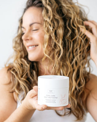 Curly Girl -metodi. Parhaat tuotteet Saaren Taialta