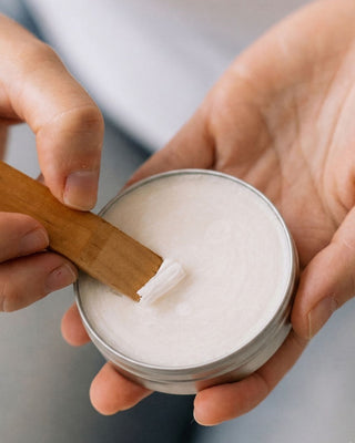 Saaren Taika voidedeodorantin koostumus