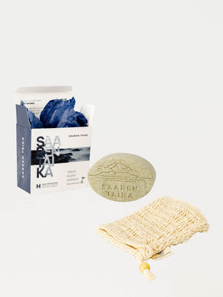 Kosteuttava ja hellävarainen Veera suolasaippua sekä saippuapussi ihon hellään kuorintaan sekä peseytymiseen