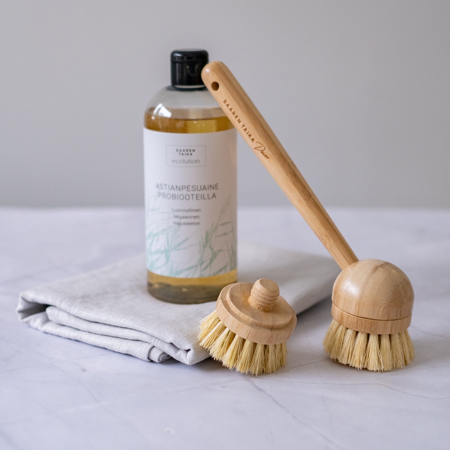 Bamboo ecological dish brush