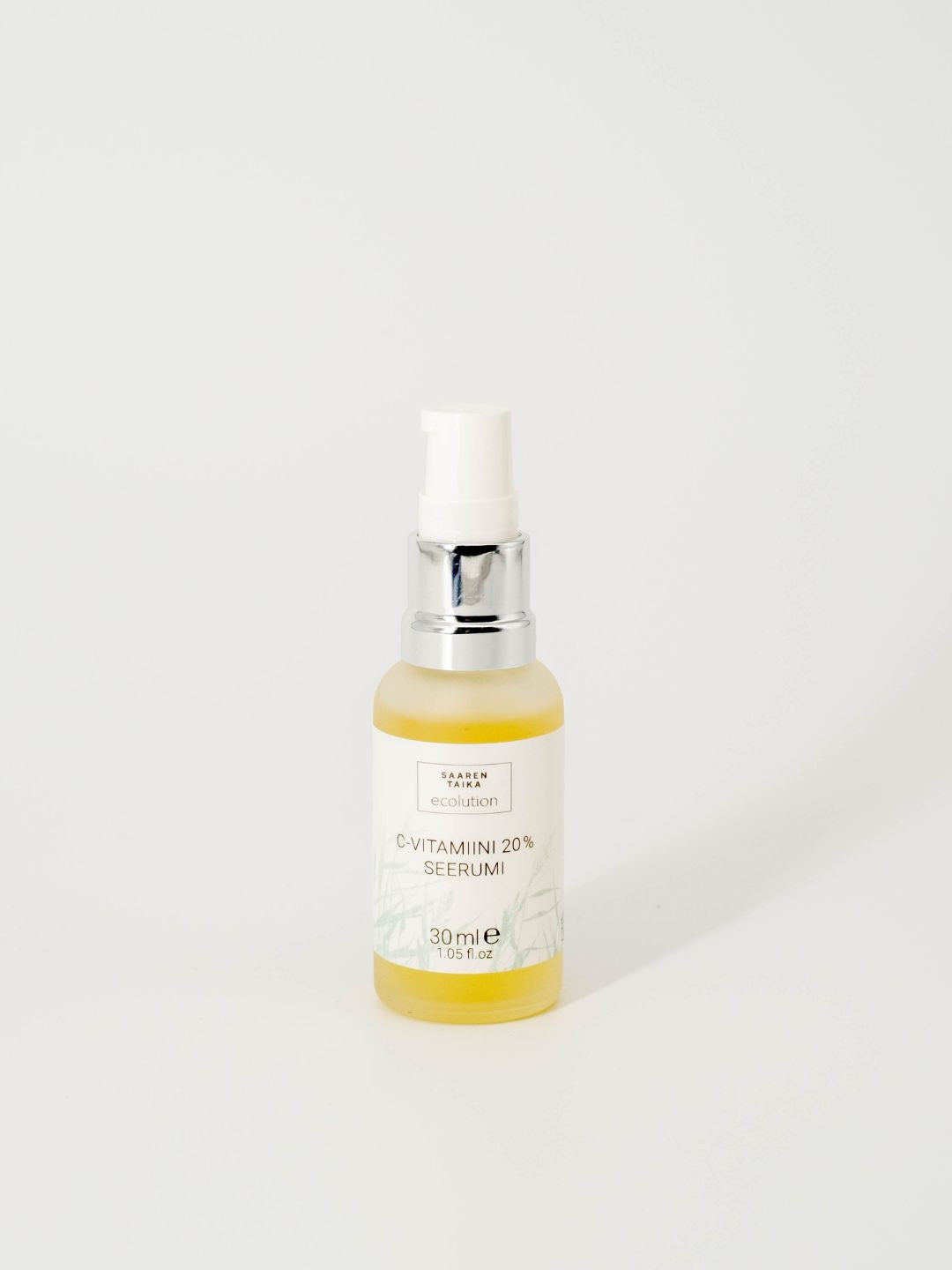 Saaren Taika C-vitamiiniseerumi auttaa haalentamaan maksaläiskiä sekä pigmenttiläiskiä ja sopii erinomaisesti avuksi pigmenttihäiriöiden hoitoon
