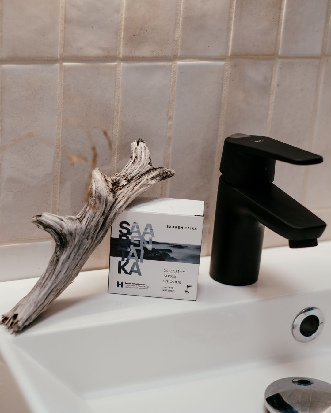 Saariston Suolasaippua®, sopii psoriasis iholle, atooppiselle ja ekseema iholle, hajusteeton, 100% luonnollinen