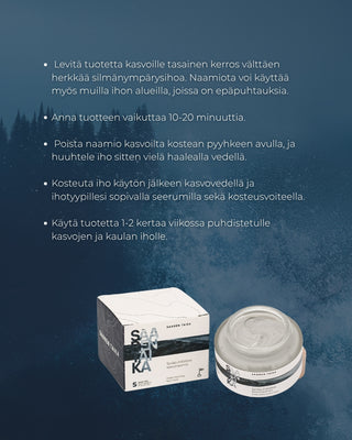 Syväpuhdistava Aktiivihiili Savi kasvonaamio, puhdistaa ihohuokoset ja vähentää mustapäitä kuivattamatta ihoasi, rasvoittuvalle ja akneen taipuvalle iholle