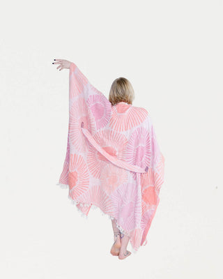 Saaren Taika suurikokoinen hamam kylpytakki on pehmeä, lämmin ja kuivuu nopeasti