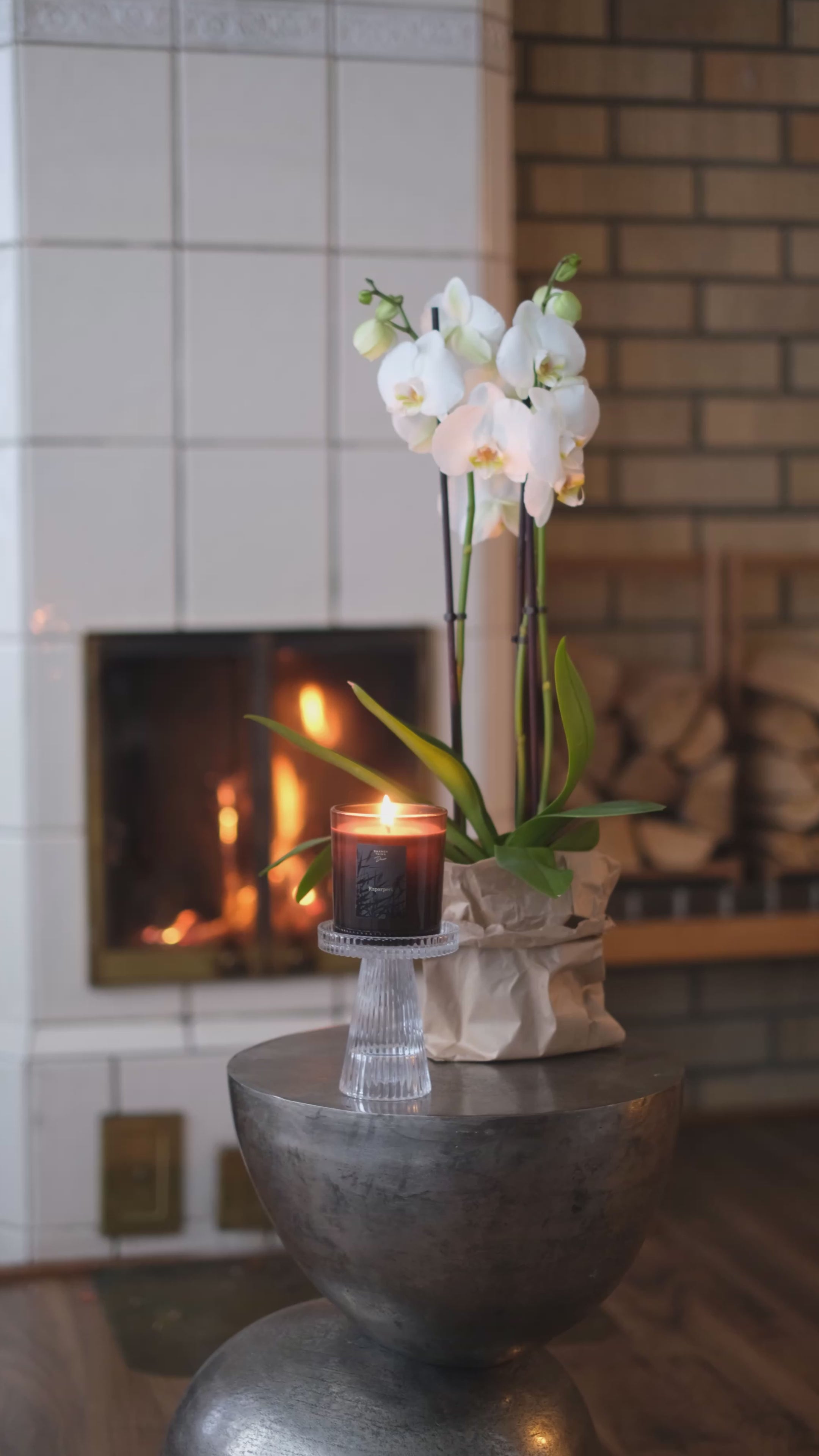 II-LAATU Tuoksukynttilä Jasmiini & Seetri [lyhyt sydänlanka], paloaika n. 45h, vegaaninen, palaa myrkyttömästi - Saaren Taika Decor Saaren Taika Decor